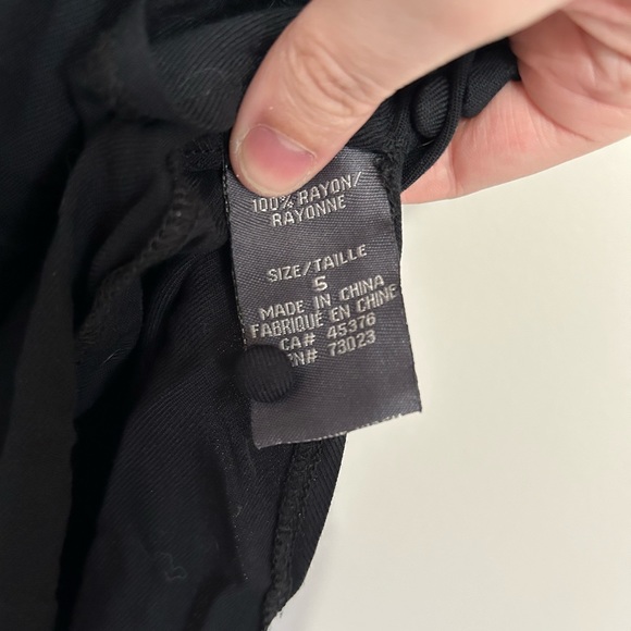 Black Slit Skirt - Picture 4 of 4